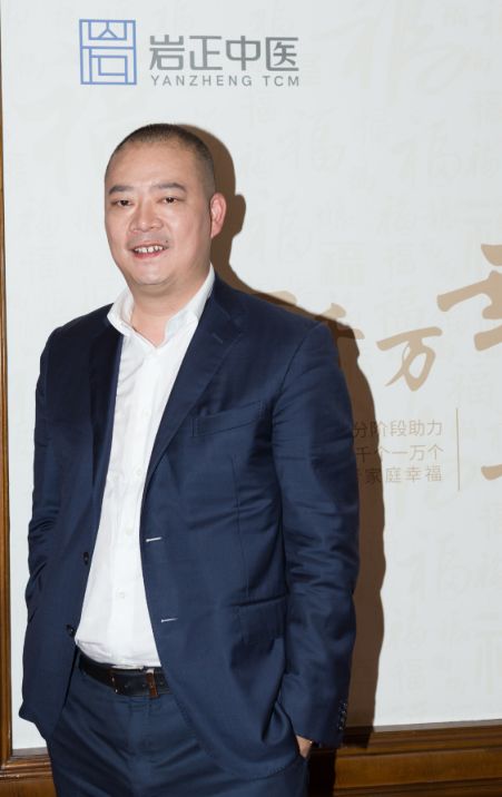 何勇出彩中国人,何勇与父母合唱