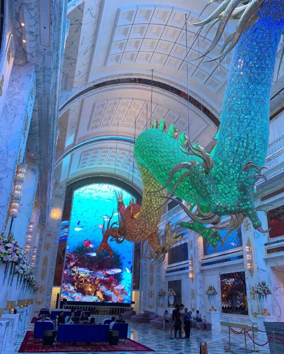 大家误会了，她明明是最努力的豪门阔太