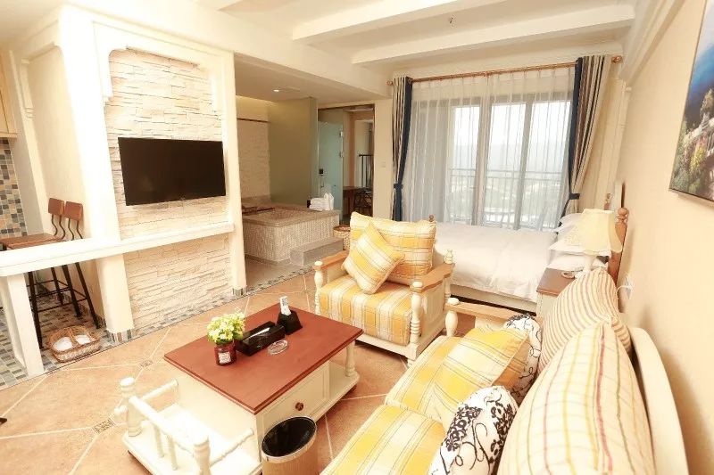 鎱㈠婕冲窞,鎱㈠鏂囨梾