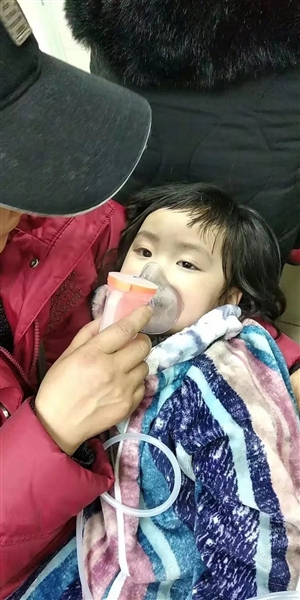 取暖器引发火灾致孩子重症肺炎家属索赔遭拒