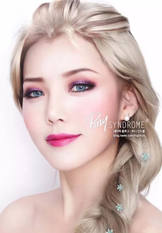 想要变好看？先找人夸你