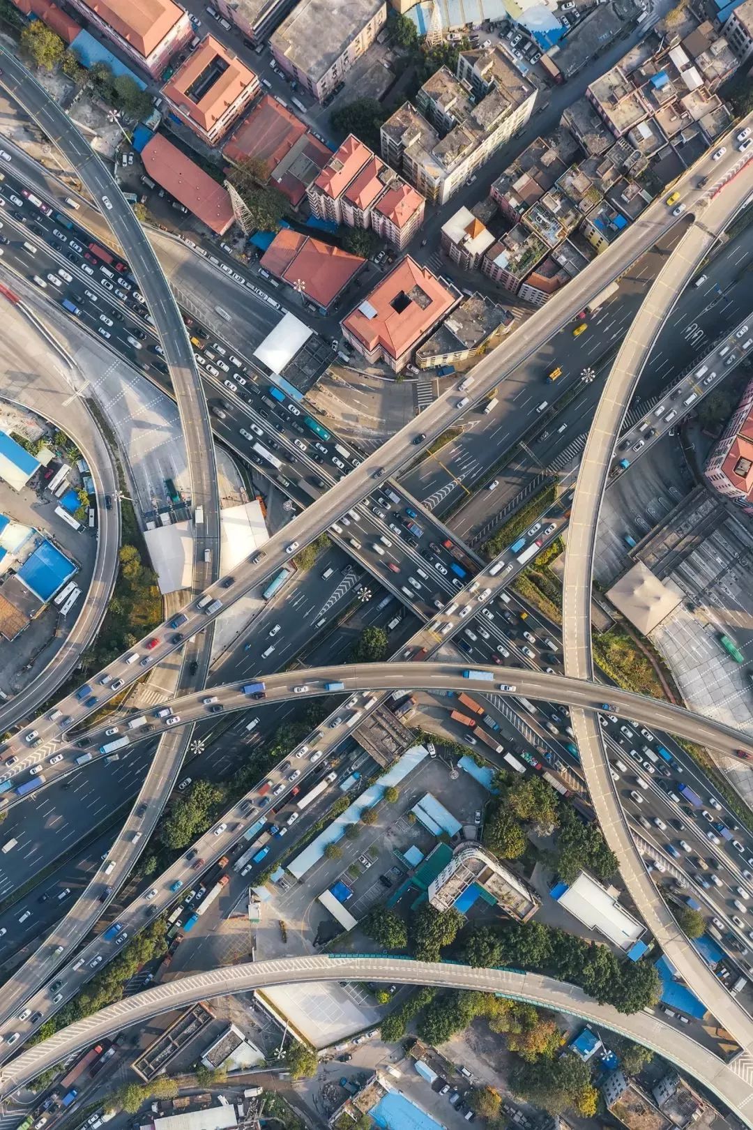 立交桥和高架桥哪个好用,交子立交桥