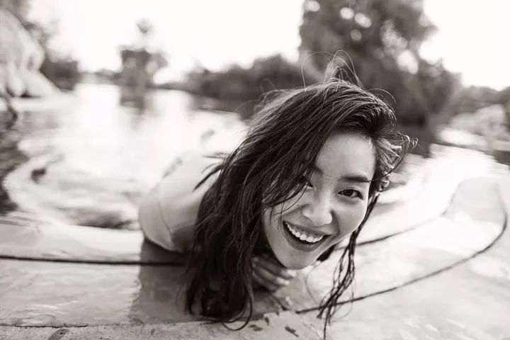 大表姐雷厉风行,宁赔1.6亿也要划清界限,爱得干净