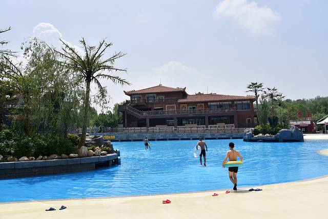 辽宁最刺激的水上乐园,抚顺皇家海洋乐园过山车