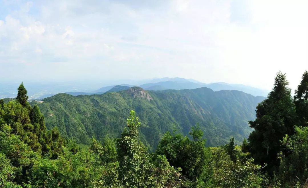 走看看沿途的风景完整版,富蕴县花岗岩地貌