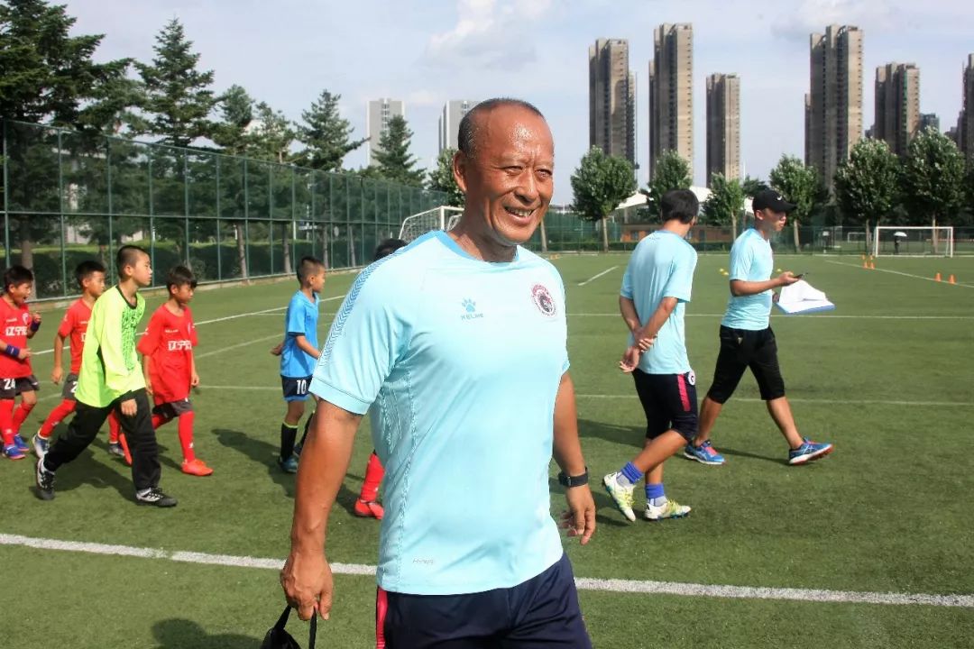 大连足球u12青训,辽宁宏运足球俱乐部99年