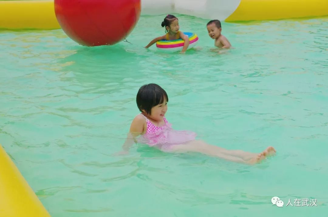 水上狂欢邀请函模板,盛夏狂欢玩水邀请函封面