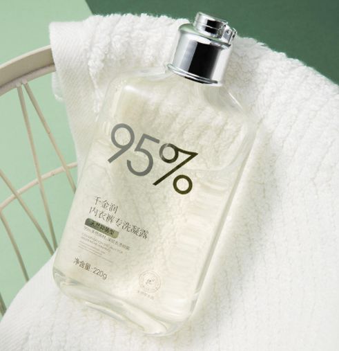 瀹堕噷姘歌繙骞插噣濡傚垵,姘歌繙淇濇寔瀹堕噷鏁存磥