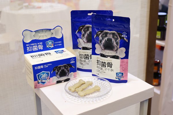 消费新品周报|TCL发布中国首款可旋转智慧大屏；麦卢卡蜂蜜品牌BEE+登陆中国