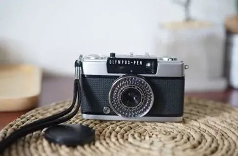 新手入坑相机录像,谈谈入坑的几台胶片机