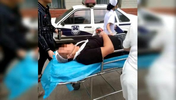 凯迪拉克发飙连撞7车,凯迪拉克车主打人后续报道