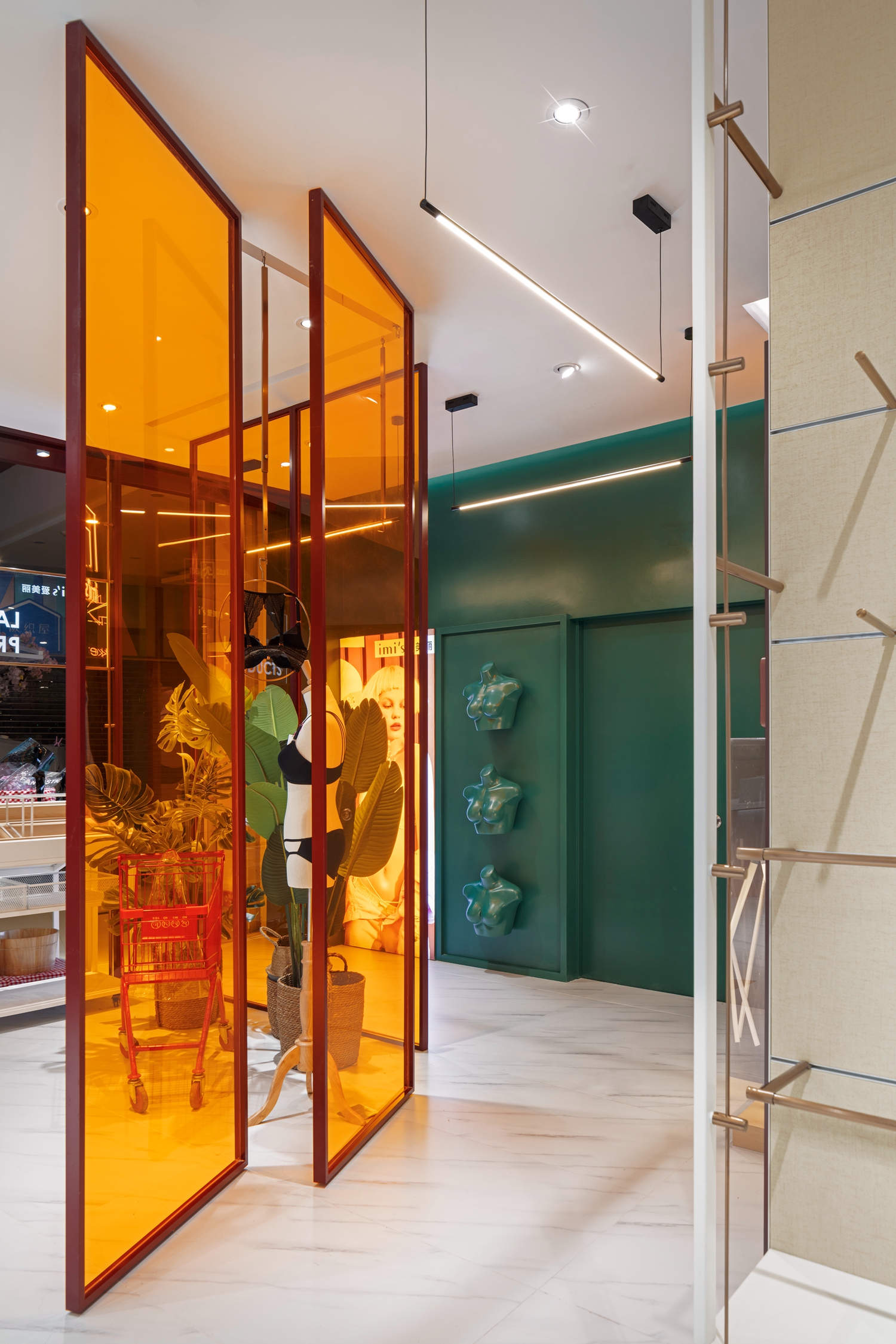 璁捐鎰熷唴琛ｅ簵,鍚捐绌洪棿璁捐