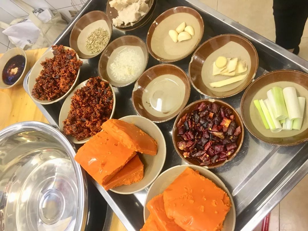 姝ｅ崡榻愬寳鐏攨涓蹭覆鍥㈣喘,姝ｅ崡榻愬寳鐏攨涓蹭覆