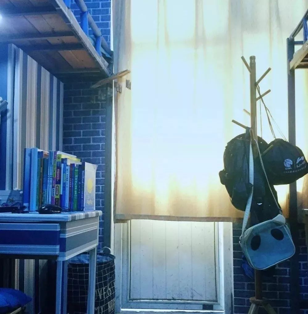 高校宿舍楼一个多少钱,河南各大学宿舍住宿条件怎么样