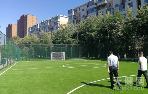 大连梭鱼湾专业足球场最新进度,大连新建足球场