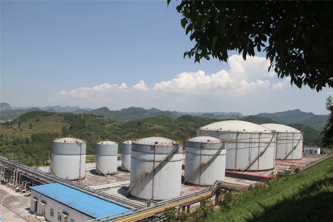 閬囪澶╃澘,閬囪澶╁