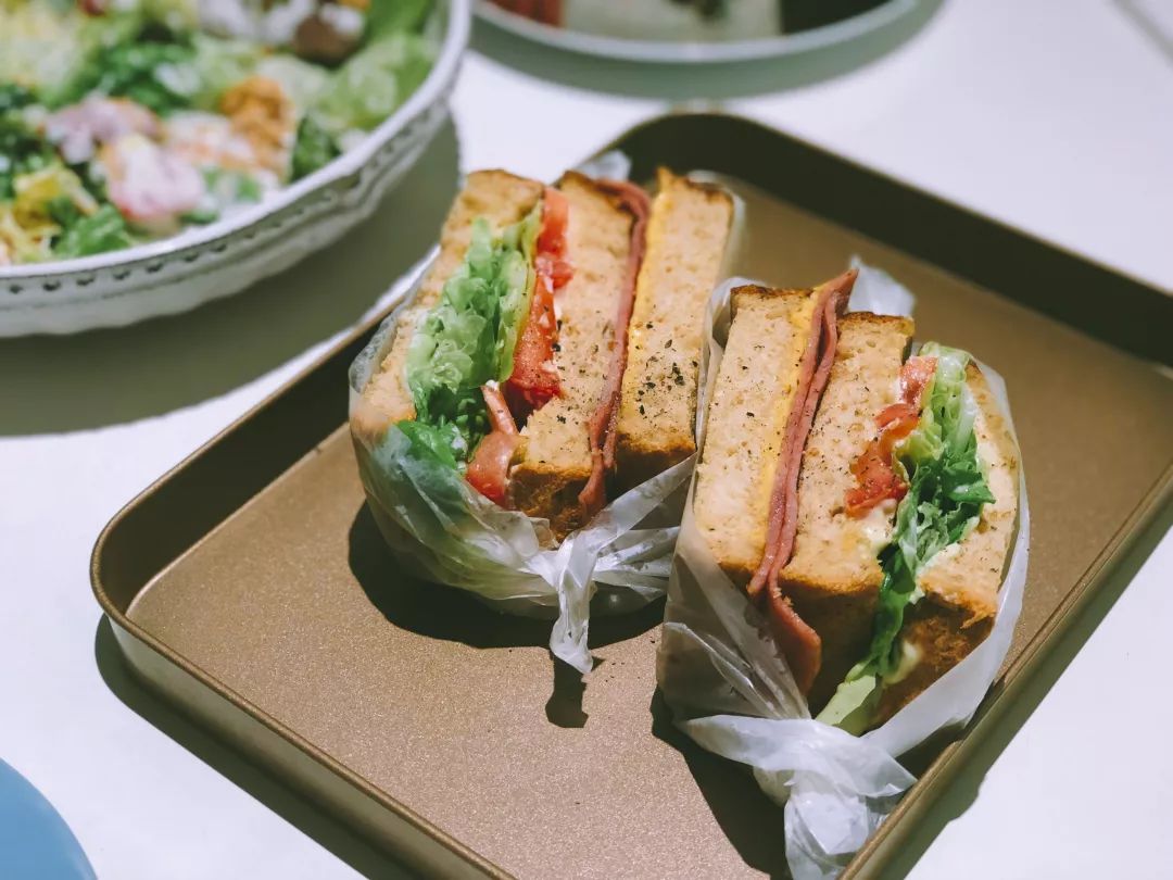 汕头|闹市取静,院子里飘出来虹吸的咖啡香气