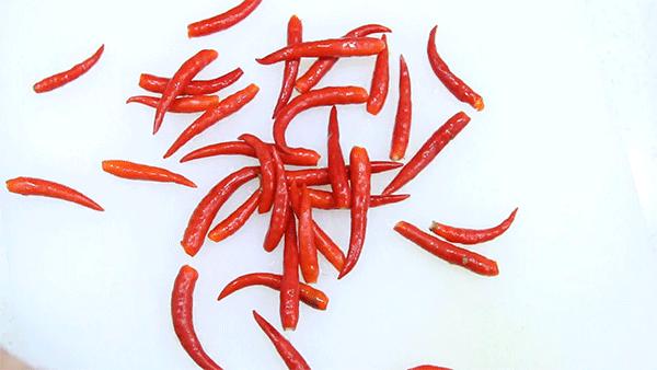 成都网红小吃棒棒鸡,网红小吃棒棒鸡