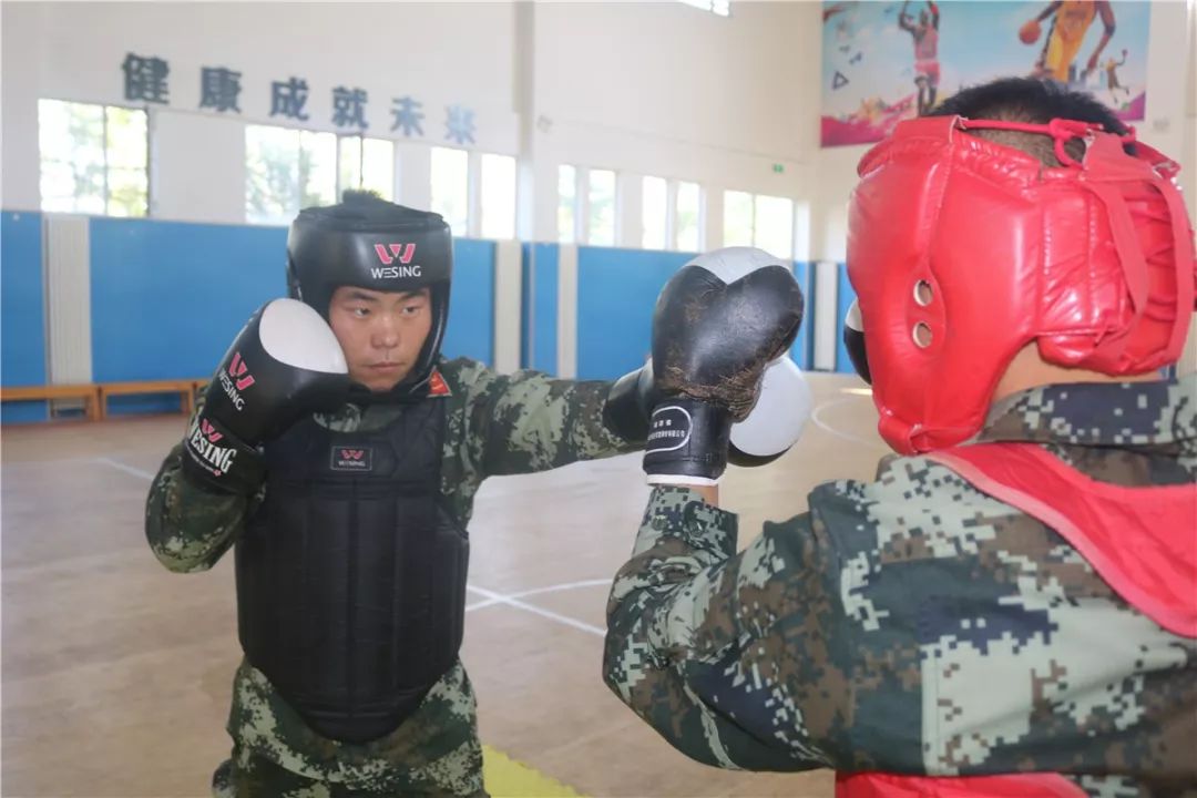 军营之星,新兵军营之星