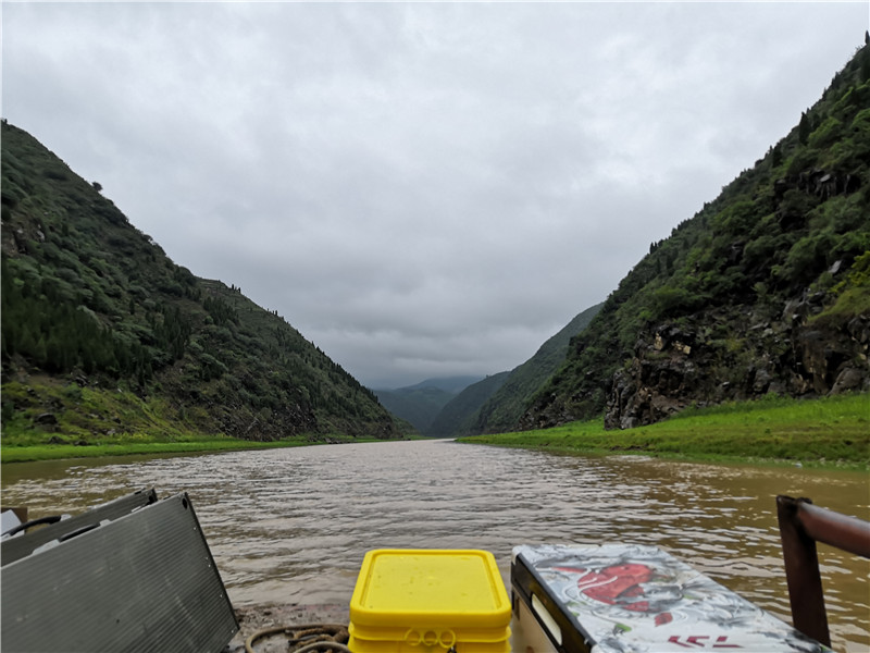 首钓官道狂拉草快乐才是垂钓的根本