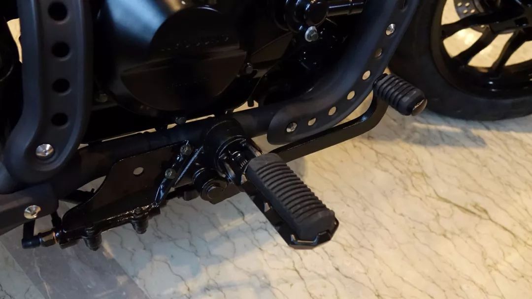 大韩轻骑gv300s经典版评测,高性价比二手巡航车报价