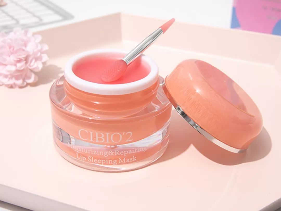 麻范儿好物|10秒卖出4万瓶！明星网红纷纷推荐，没有它，涂再好的口红也没用