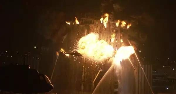 《烈火英雄》入选中小学生推荐观影影片，800字观后感你准备好了吗？