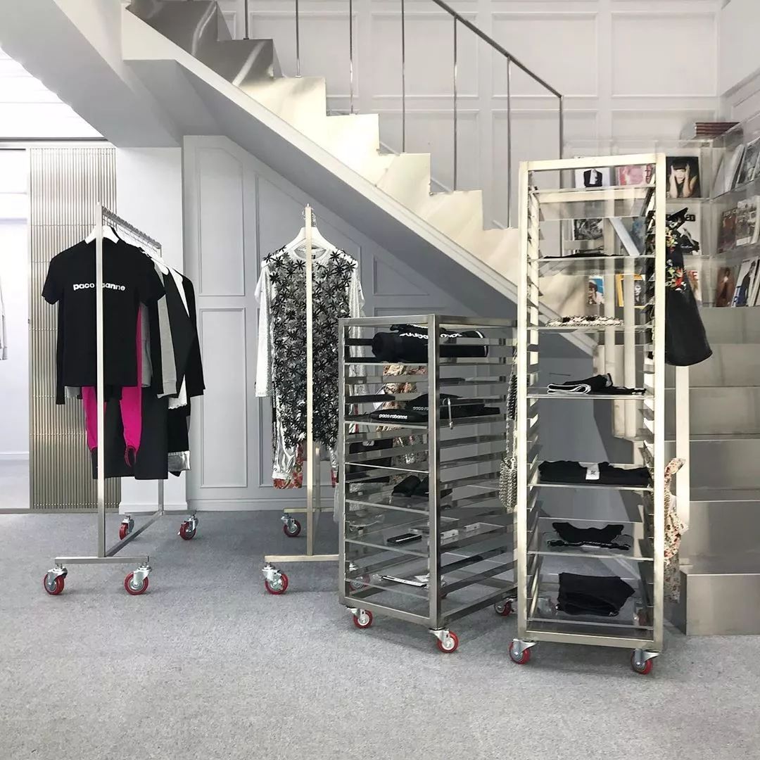 有哪些既不贵又好看的潮牌,好看又平价的韩国潮牌