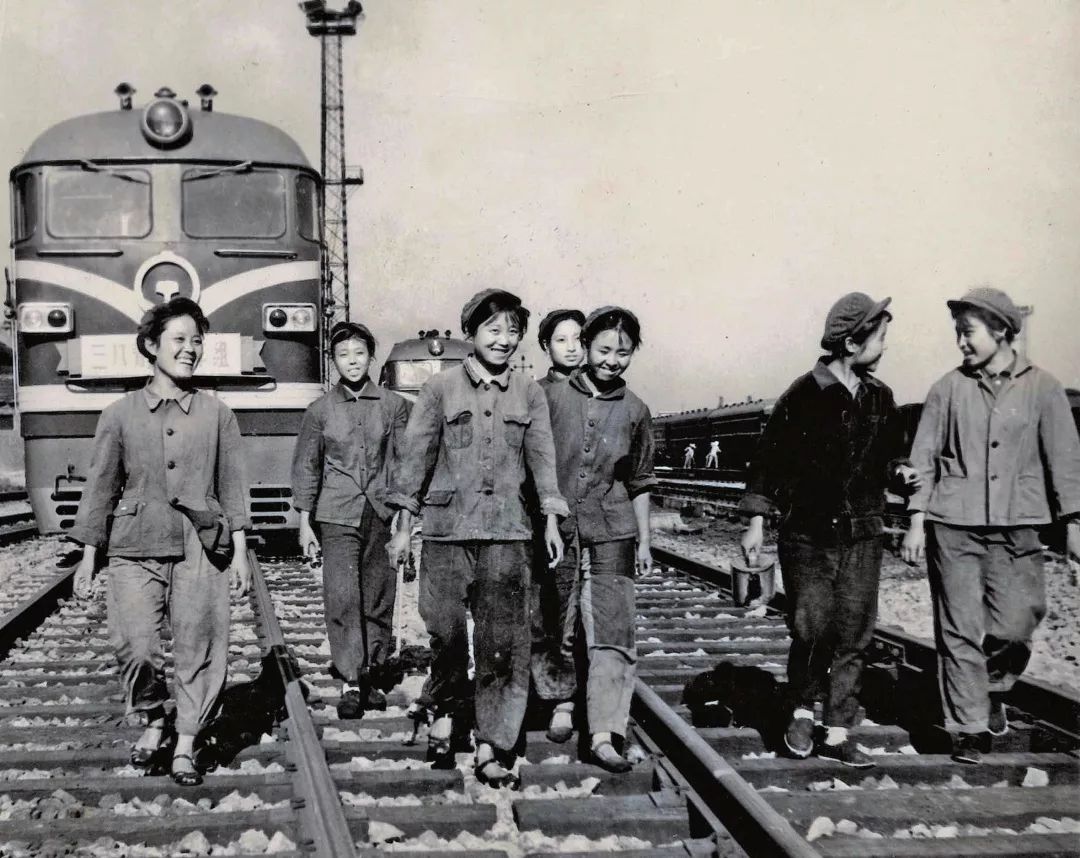 礼赞新中国奋进新征程视频,礼赞70年筑梦新时代