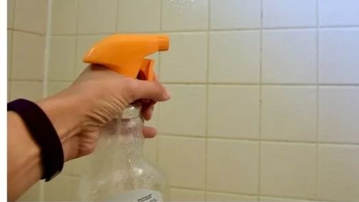 家里墙壁总是又脏又黄怎么办,墙壁发霉脏怎么刷