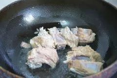 排骨米饭加盟连锁,做排骨米饭的视频