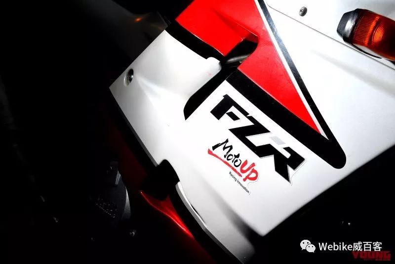 cbr250新旧对决,新cbr250rrr四缸