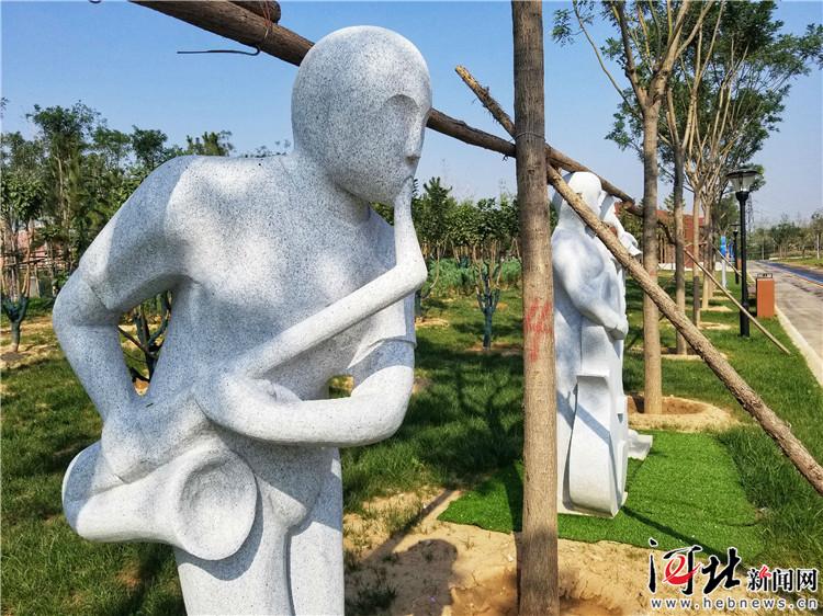 石家庄西兆通公园国庆开园,三只蝴蝶飞舞