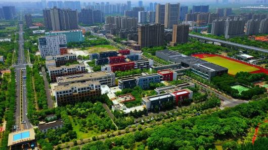 一座城，十六个区，4分20秒带你看航拍上海