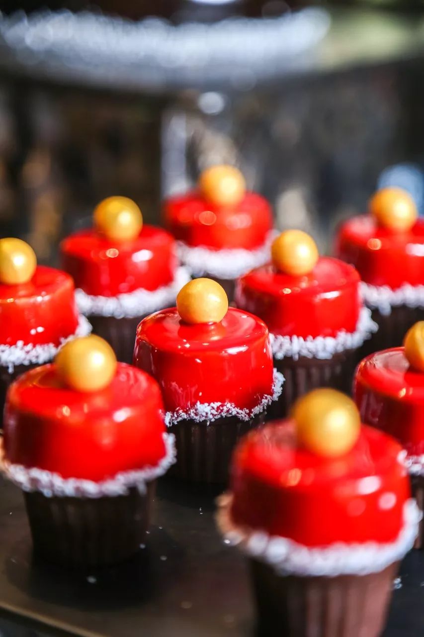 大闸蟹畅吃套餐,五星酒店大闸蟹