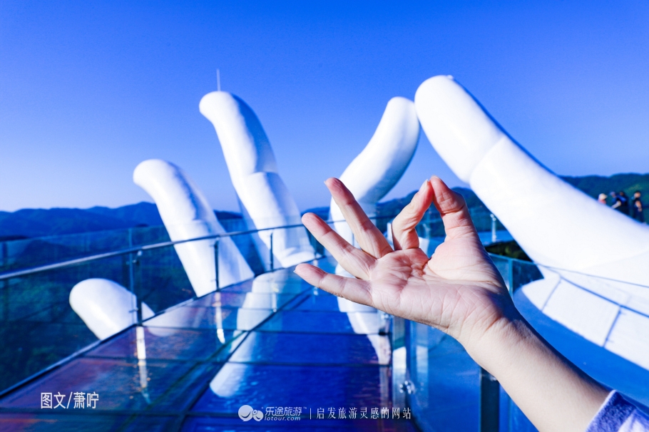 打卡中国第一高塔600米小蛮腰,打卡光明四大网红桥