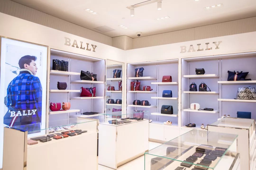 折上折！带上护照，十一长假让你足不出沪买遍“全球”