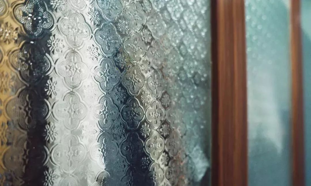 老气89㎡精装房变身杂志Vintage风！眼前一亮的32处细节，每个单品都想要