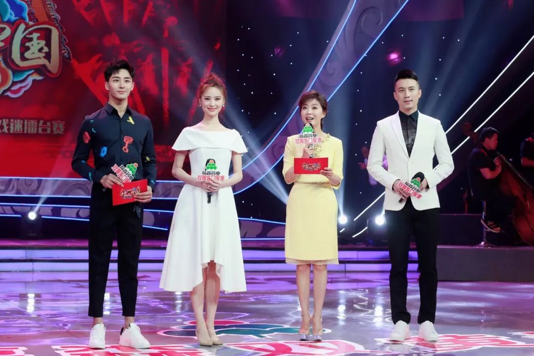 九九重阳节浓浓敬老爱老情,九九重阳节尊老敬老是美德