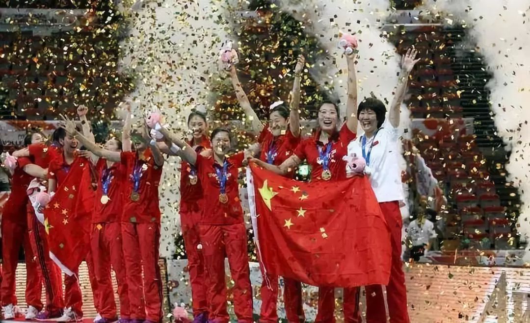 五星红旗设计由来,设计新中国五星红旗