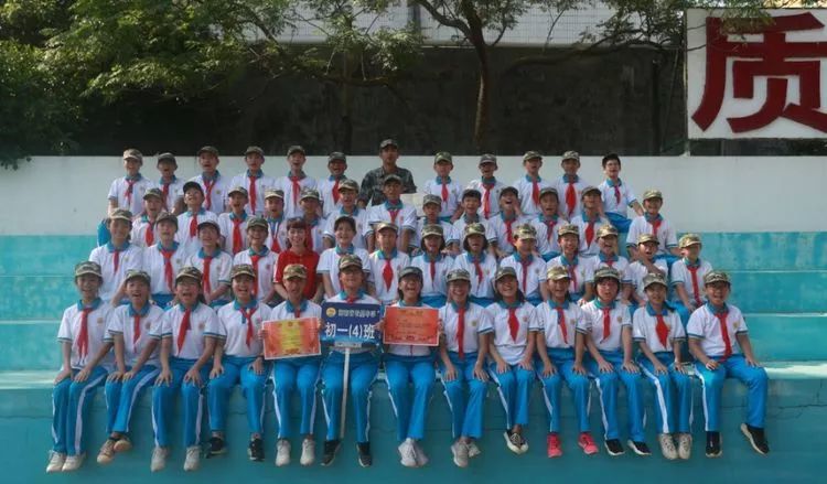 军训时光记录25班,军训十天视频