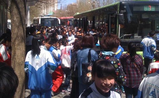 承德老年卡公交车卡怎么办理,承德公交老年卡年检必须自己去吗