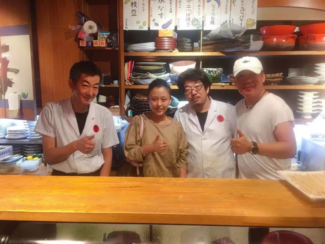 超级网红日料店终于在成都开业了,最便宜的3折店铺套装