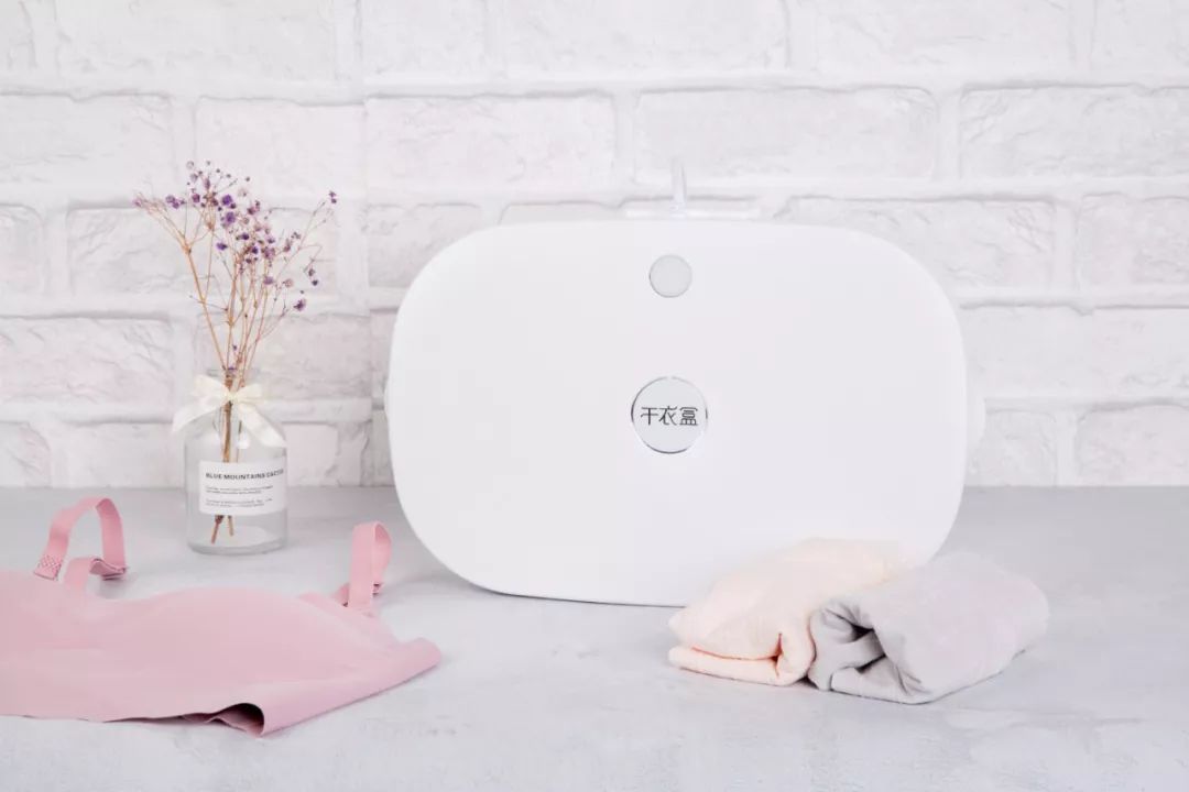 戴着又湿又冷的胸罩出门，简直是人生中最大的痛