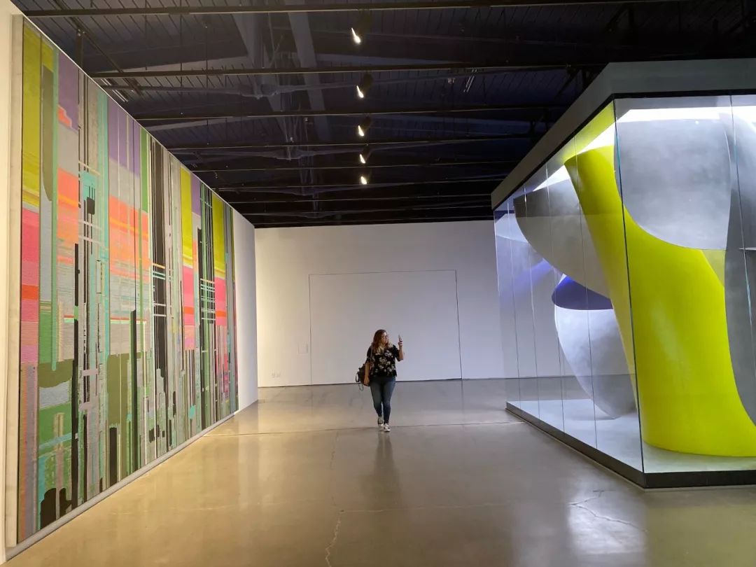 凤凰艺术的展评,凤凰艺术刘老师