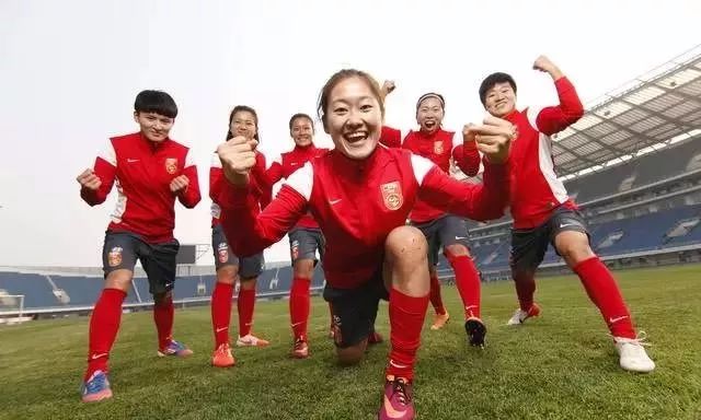 吴海燕建德哪的,吴海燕女儿长大后照片