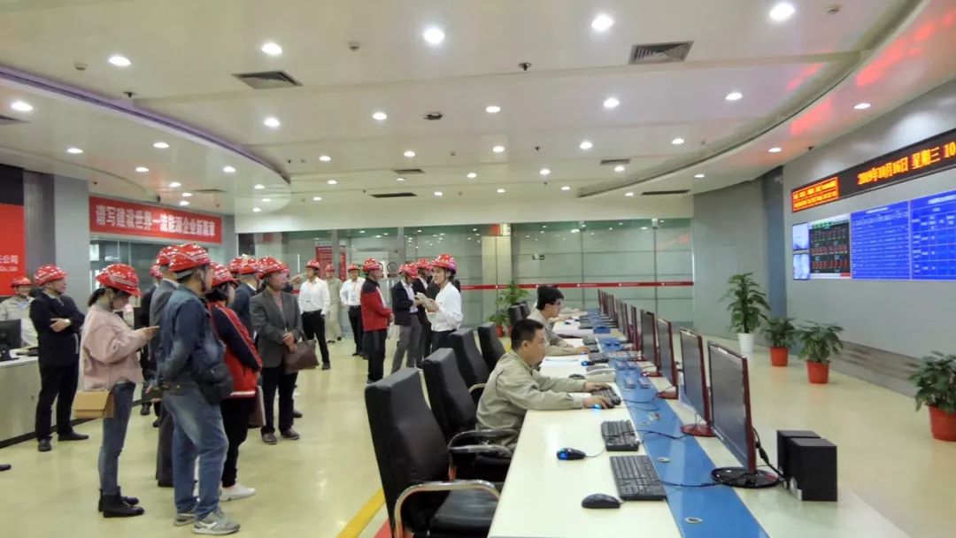 我们来啦英文视频,我们来了完整视频