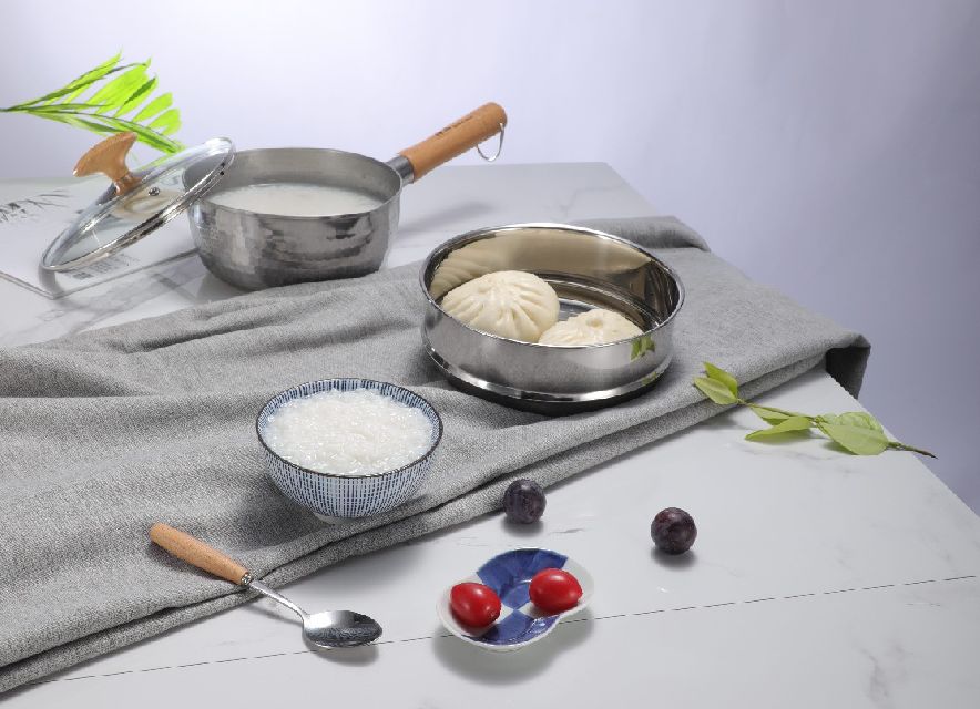 如果厨房只买四口锅买什么锅好呢,如果厨房只剩一个锅你留哪个