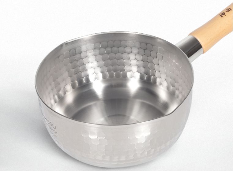 如果厨房只买四口锅买什么锅好呢,如果厨房只剩一个锅你留哪个