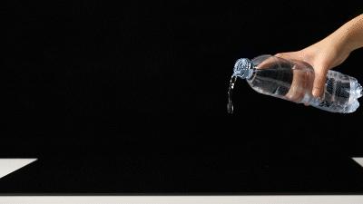 这双运动鞋竟然防水！暴雨大雪都不湿，还巨暖和